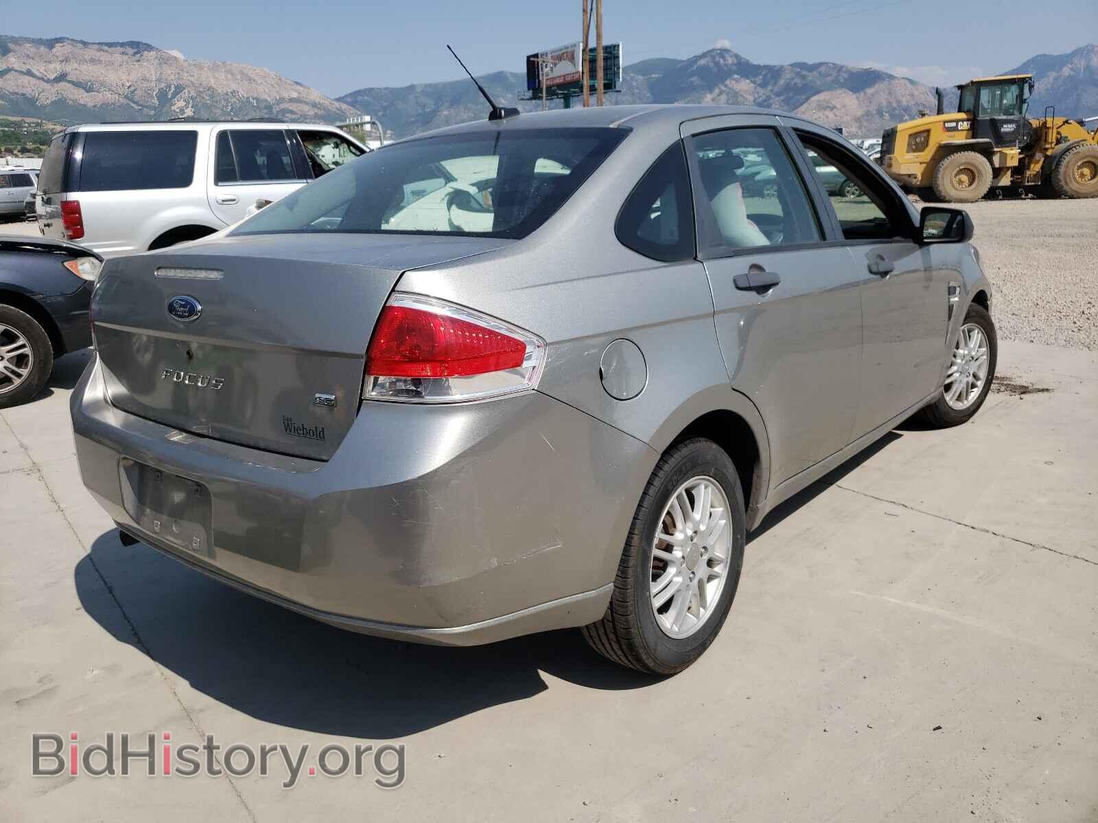 2008 FORD FOCUS - VIN: 1FAHP35N38W281116 - Photo 4