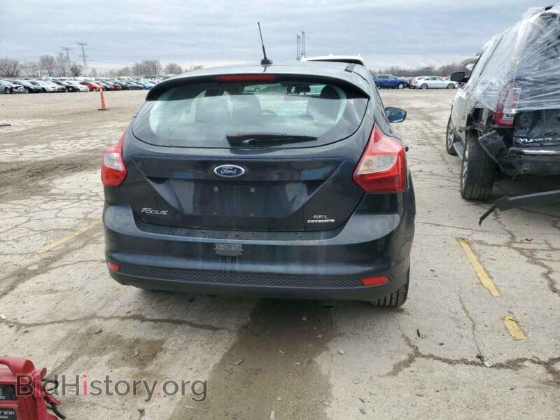 2012 Ford FOCUS (VIN 1FAHP3M23CL408609) — фото 6 из 14