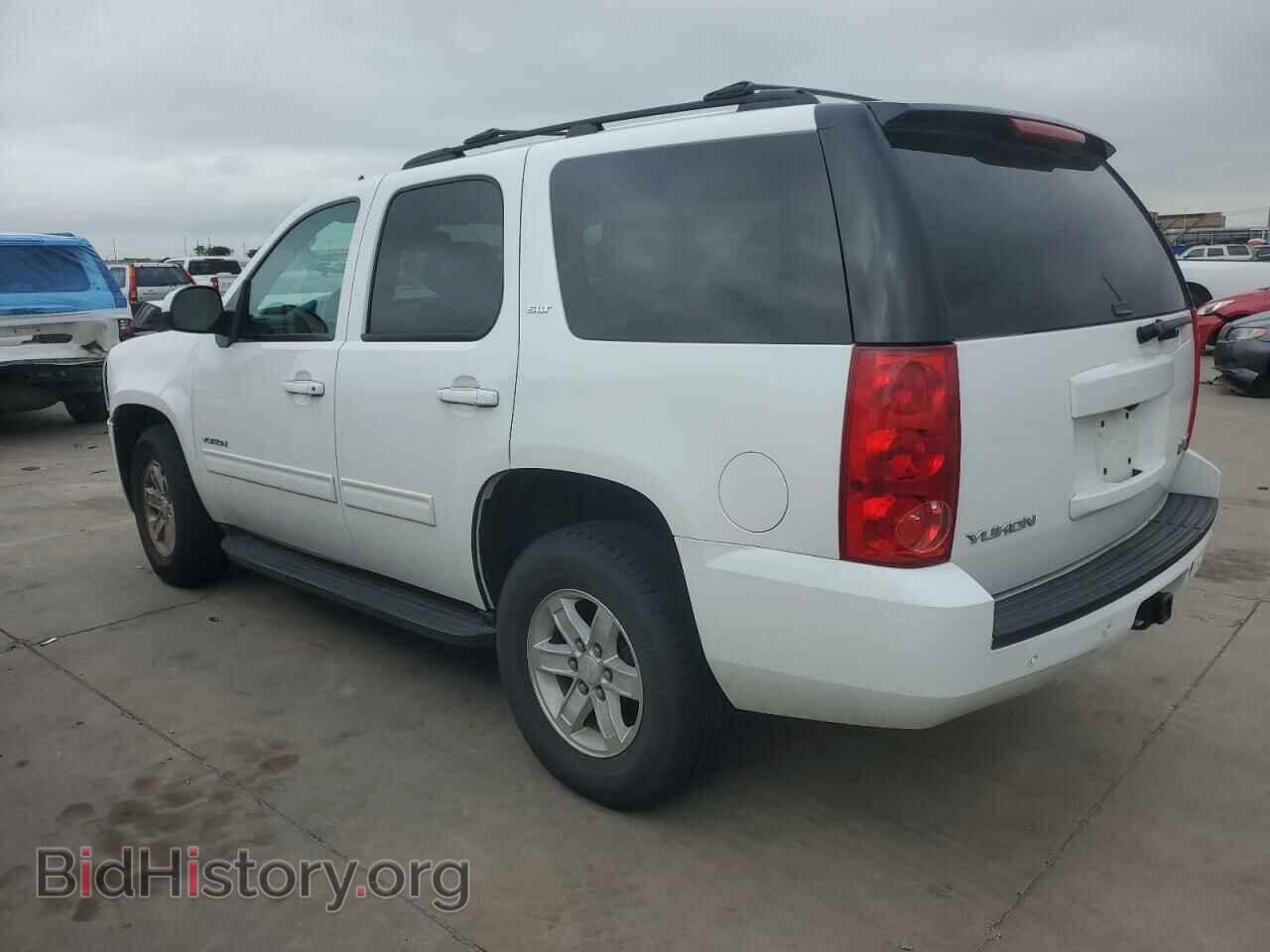 2013 GMC YUKON - VIN: 1GKS1CE03DR294791 - Фото 2