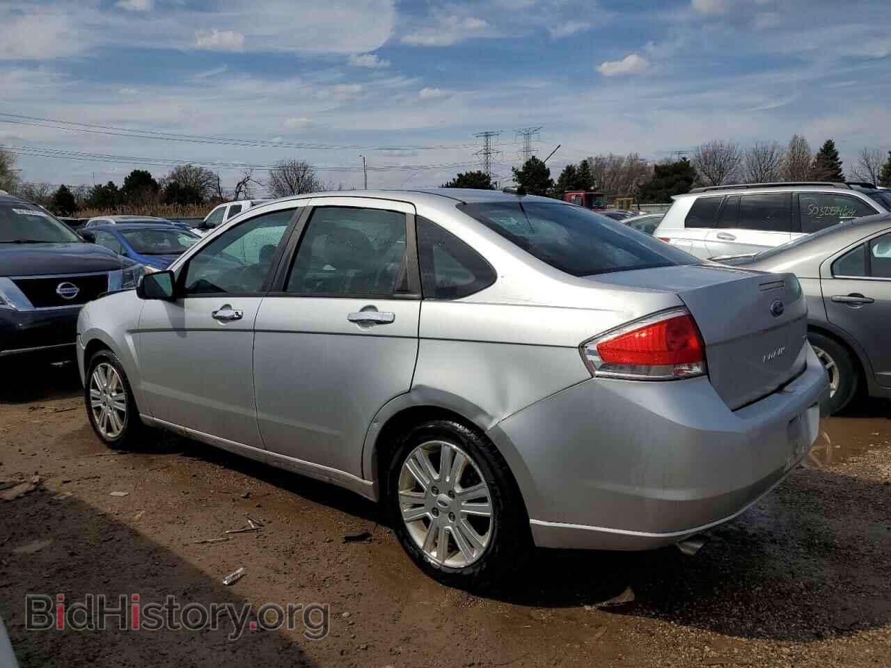 2011 FORD FOCUS - VIN: 1FAHP3HN3BW204071 - Фото 2