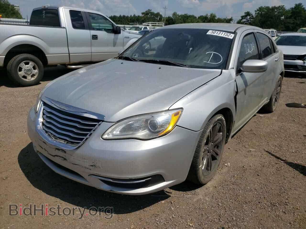 2012 CHRYSLER 200 - VIN: 1C3CCBBG7CN131416 - Фото 2