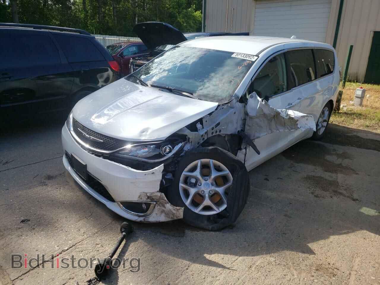 2019 CHRYSLER PACIFICA - VIN: 2C4RC1FG8KR507097 - Photo 2