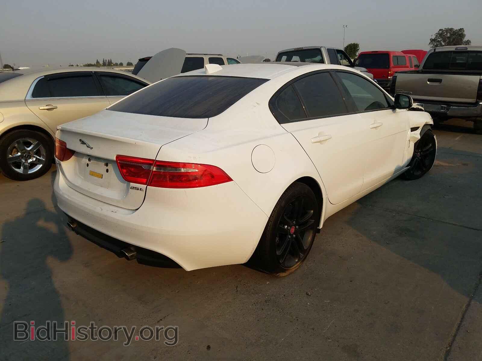 2017 JAGUAR XE - VIN: SAJAE4BG7HA968952 - Фото 4