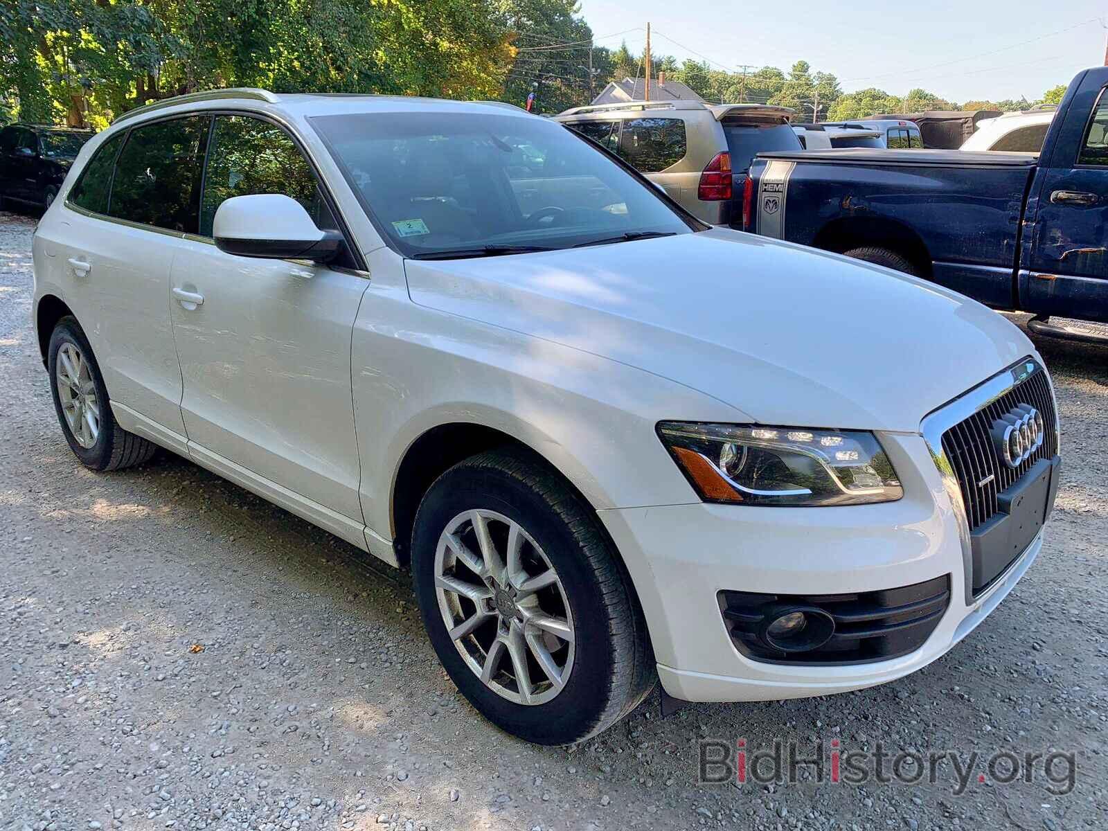 Photo WA1LFAFP2BA077112 - AUDI Q5 2011