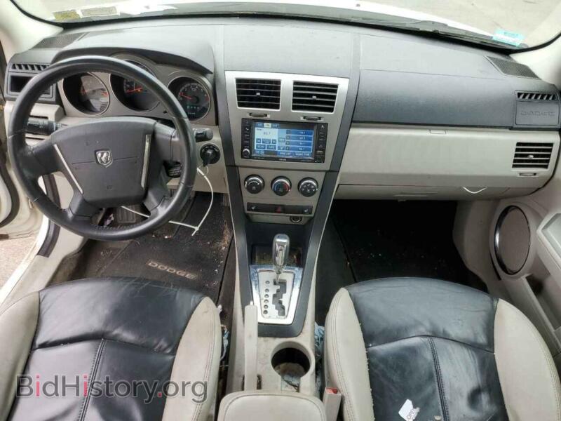2010 Dodge AVENGER (VIN 1B3CC5FB3AN218675) — фото 8 из 12