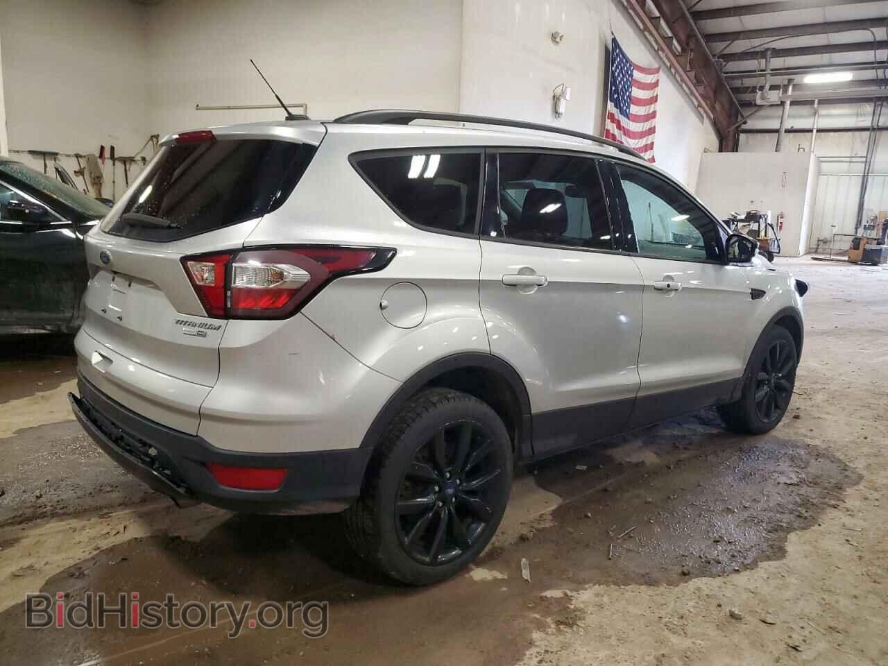 2017 FORD ESCAPE - VIN: 1FMCU9J98HUF10471 - Фото 3