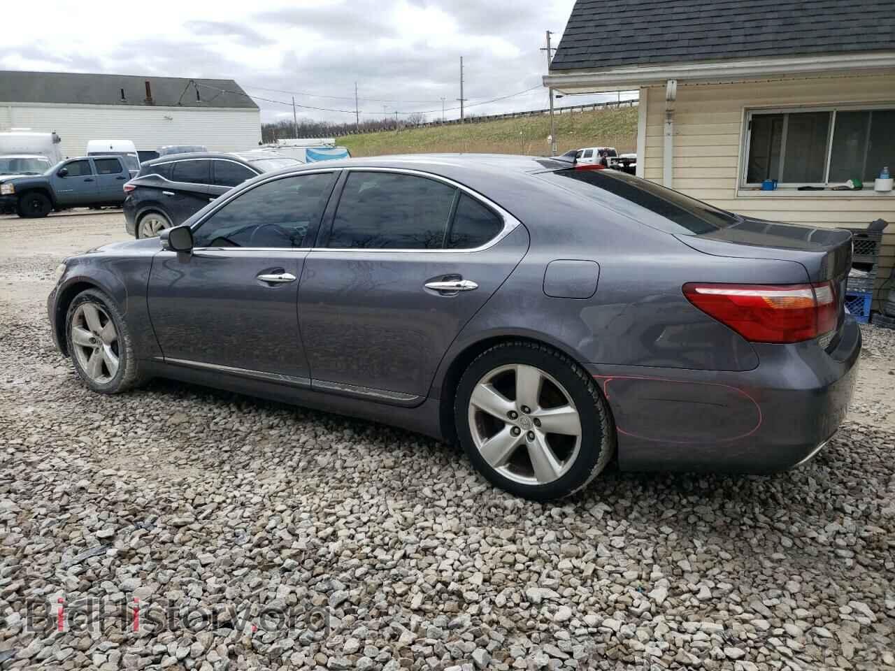 2012 LEXUS LS460 - VIN: JTHBL5EF0C5109770 - Photo 2
