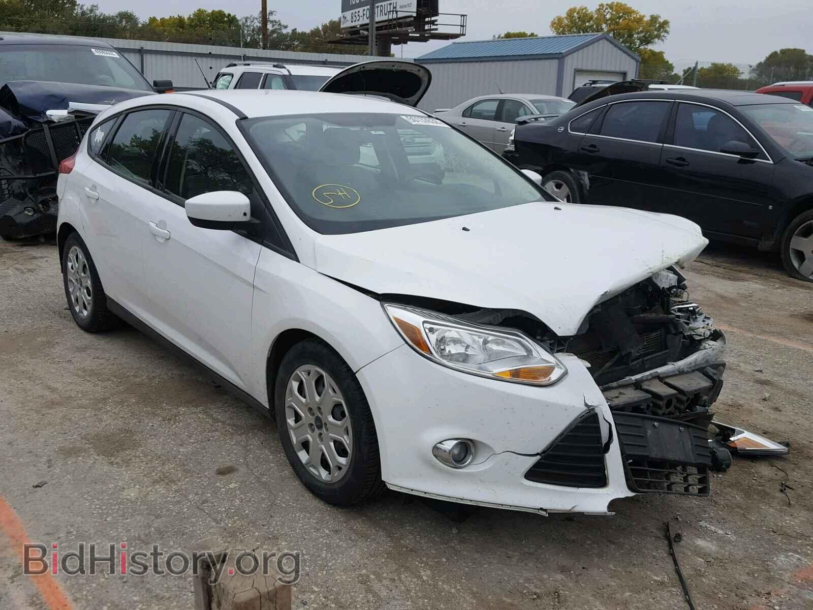 Photo 1FAHP3K21CL437402 - FORD FOCUS 2012