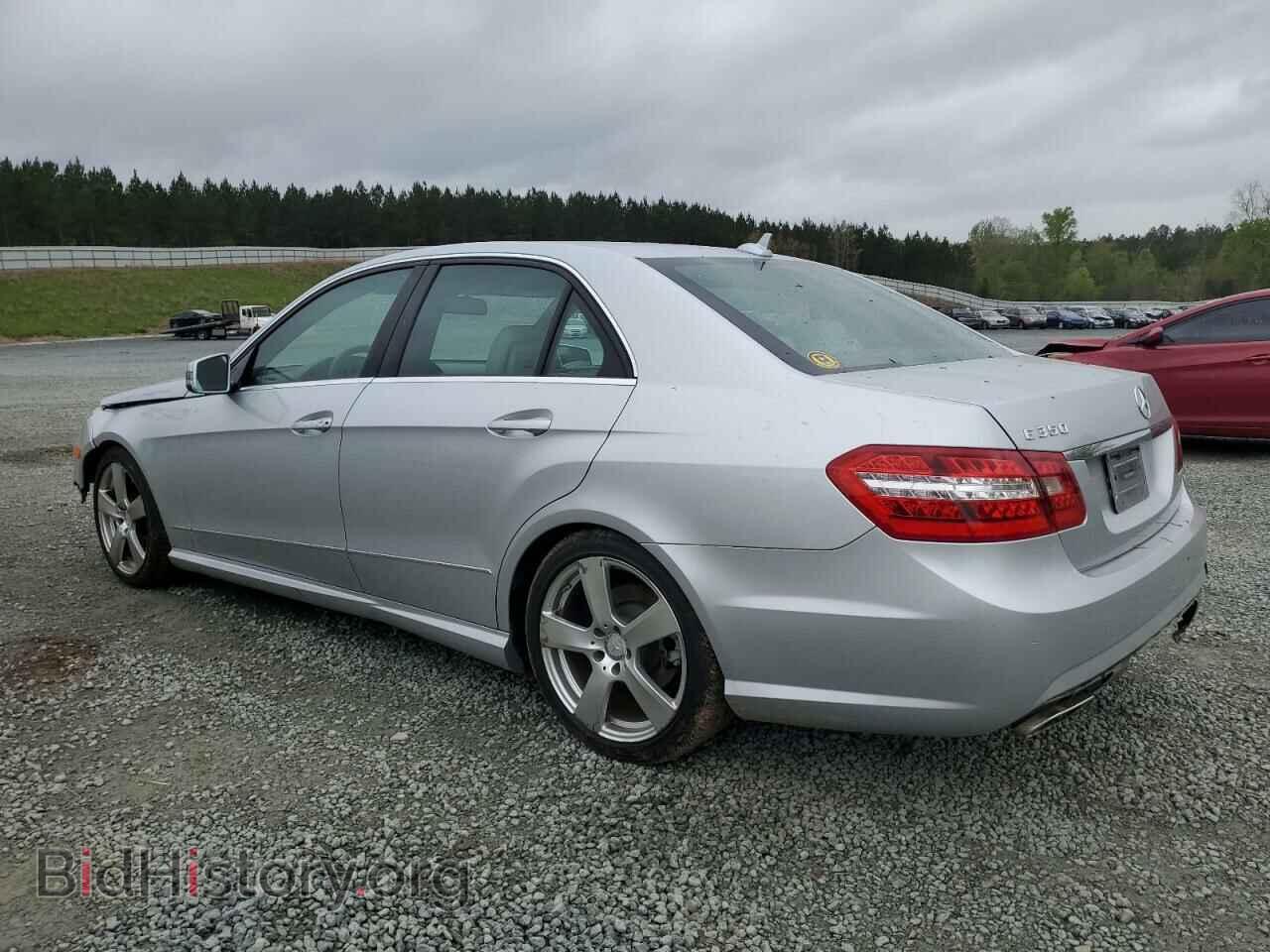 2011 MERCEDES-BENZ E-CLASS - VIN: WDDHF5GB5BA511020 - Фото 2