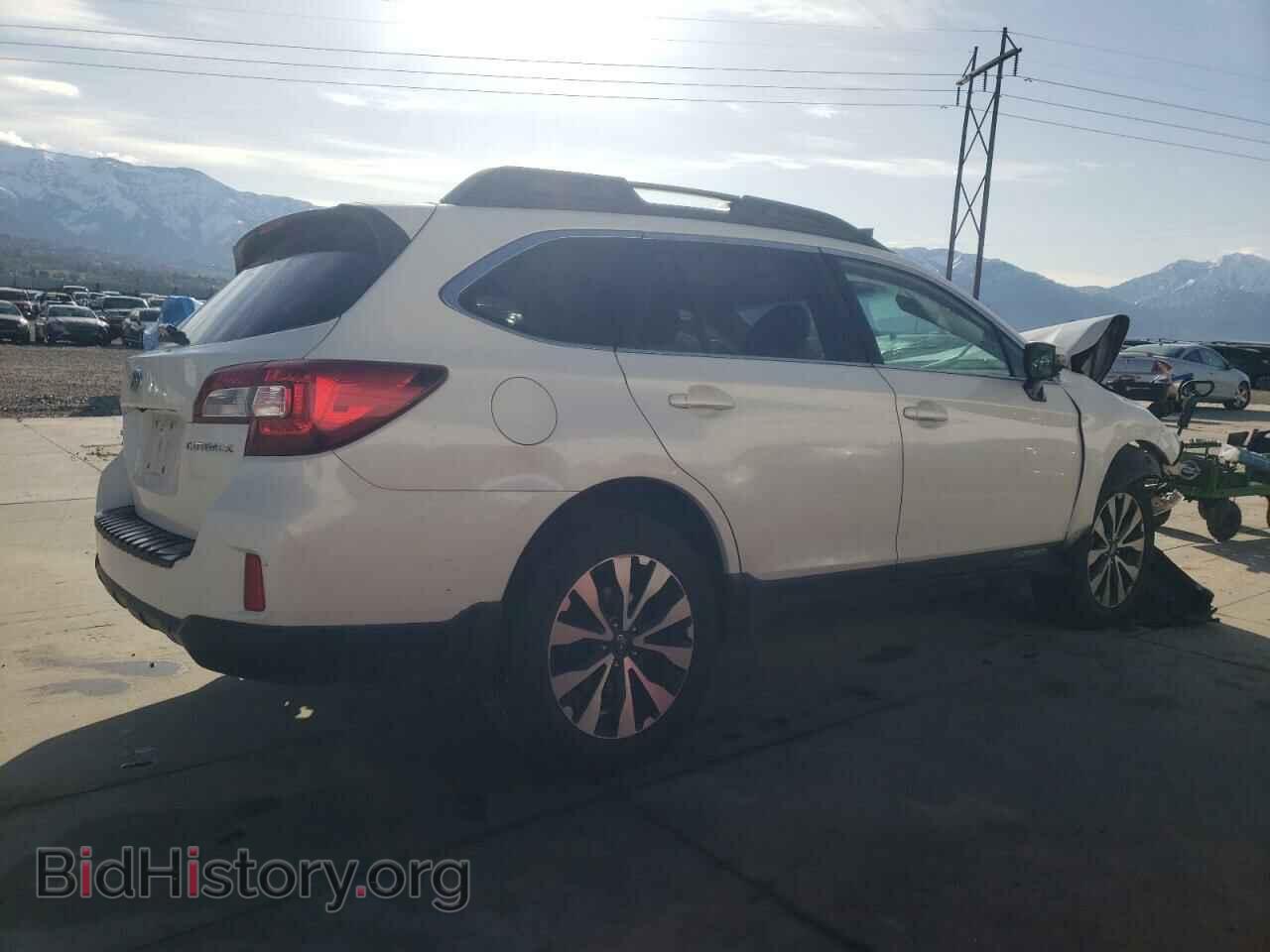 2015 SUBARU OUTBACK - VIN: 4S4BSBLC2F3253540 - Фото 3