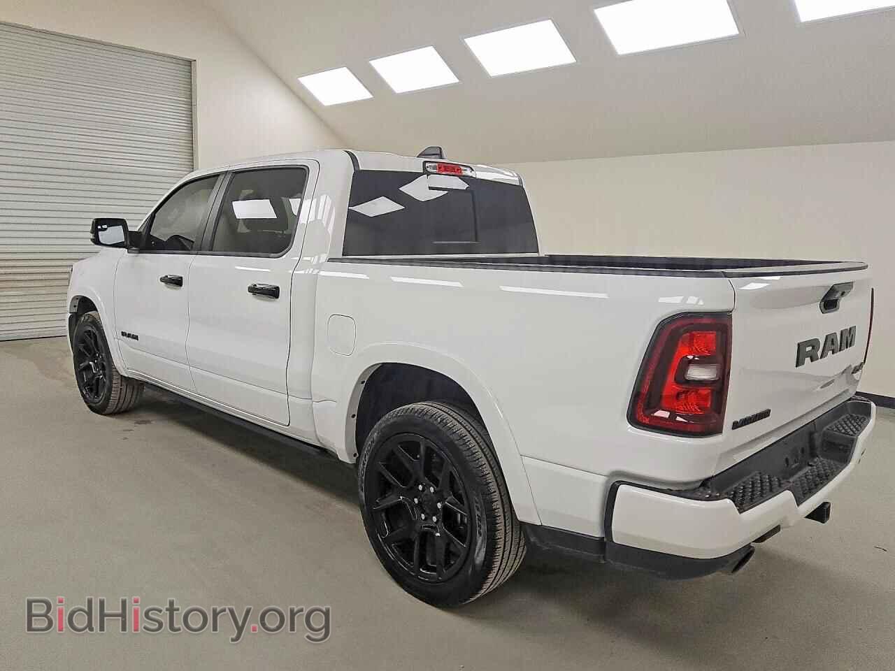 2025 RAM 1500 - VIN: 1C6SRFJP2SN649325 - Фото 2