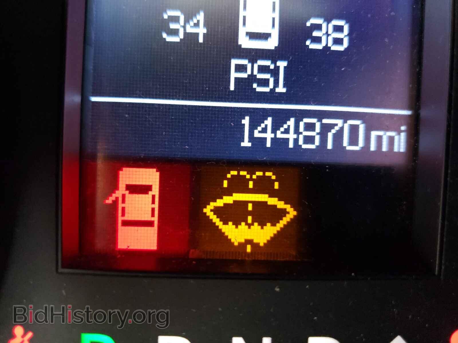2011 CHRYSLER 300 - VIN: 2C3CA5CG2BH594836 - Фото 8