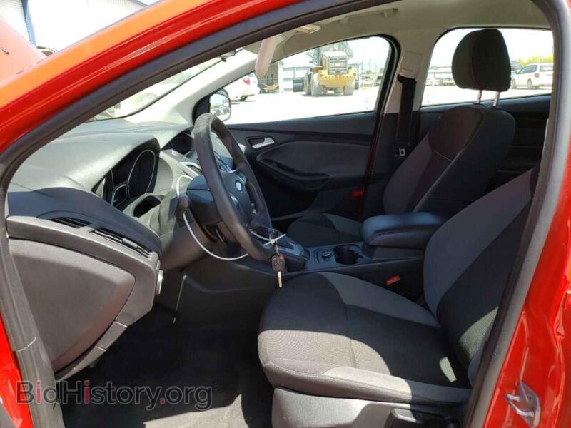 2014 Ford FOCUS (VIN 1FADP3F2XEL366034) — фото 7 из 12