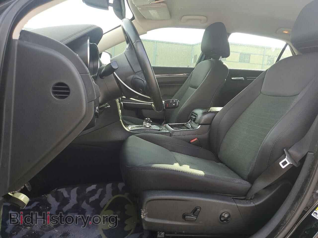 2019 CHRYSLER 300 - VIN: 2C3CCAAG6KH755744 - Фото 7
