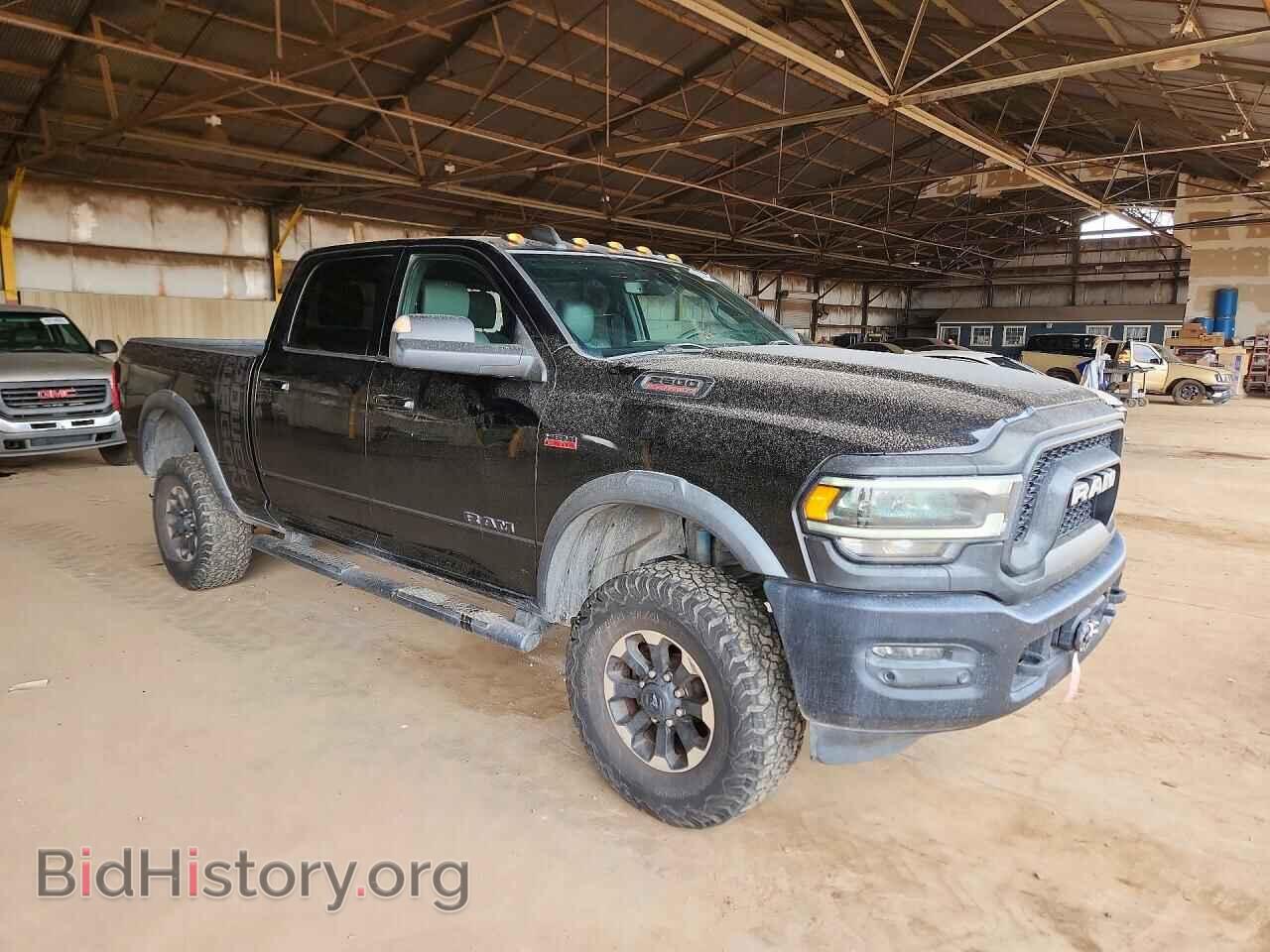2019 RAM 2500 - VIN: 3C6TR5EJ4KG604044 - Photo 4