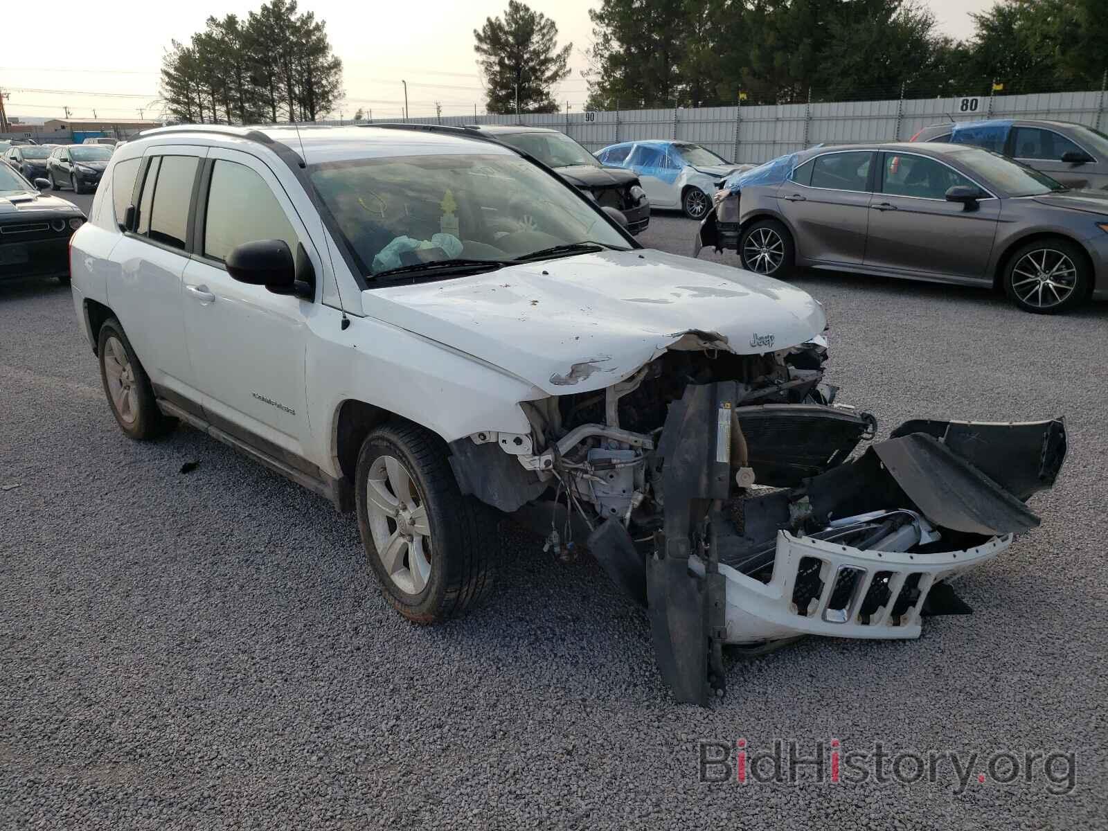 Photo 1C4NJDBBXCD621347 - JEEP COMPASS 2012