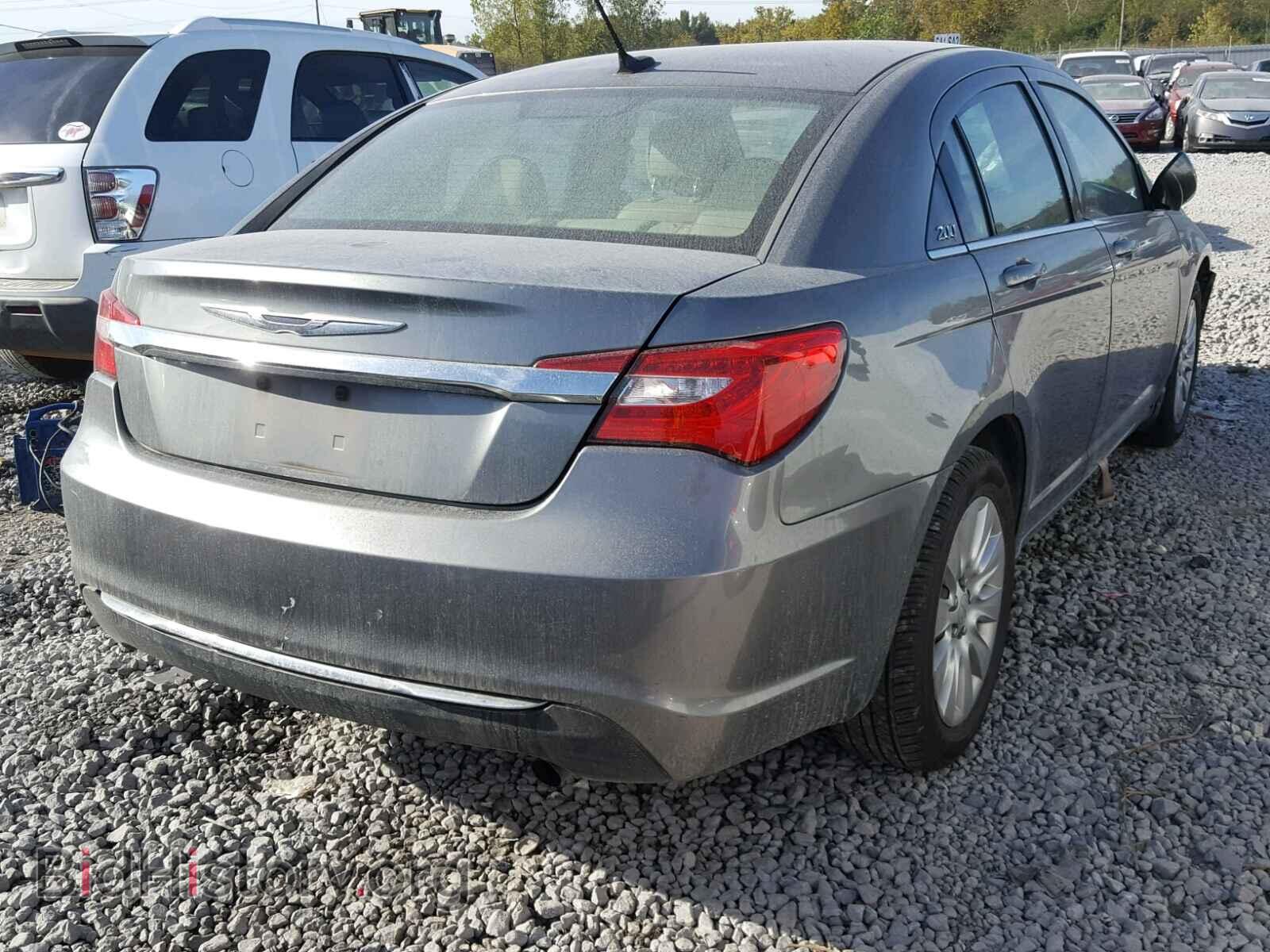 2012 CHRYSLER 200 - VIN: 1C3CCBABXCN134817 - Фото 4