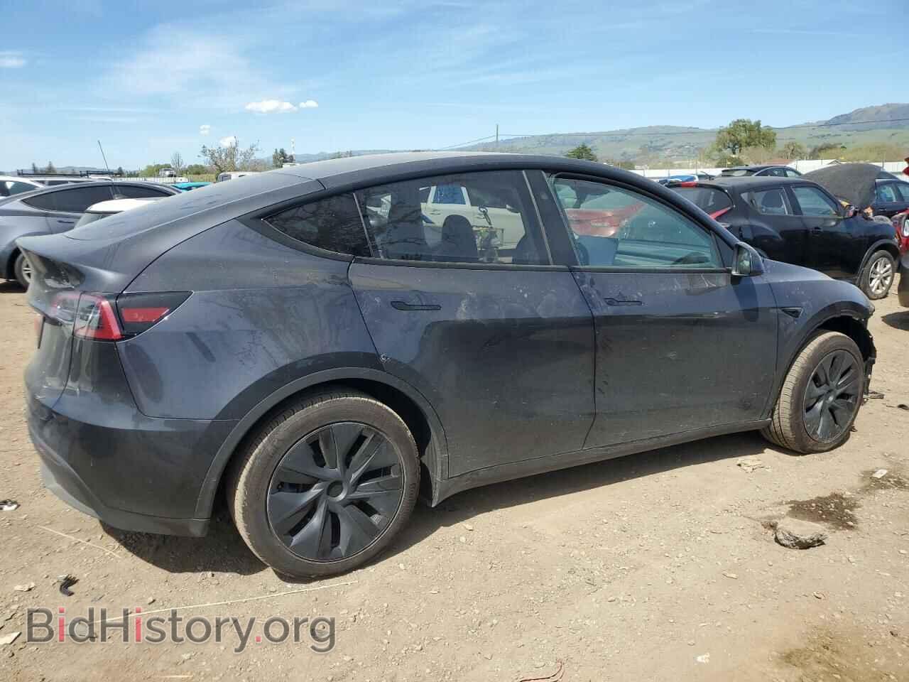 2024 TESLA MODEL Y - VIN: 7SAYGDED4RF123948 - Фото 3