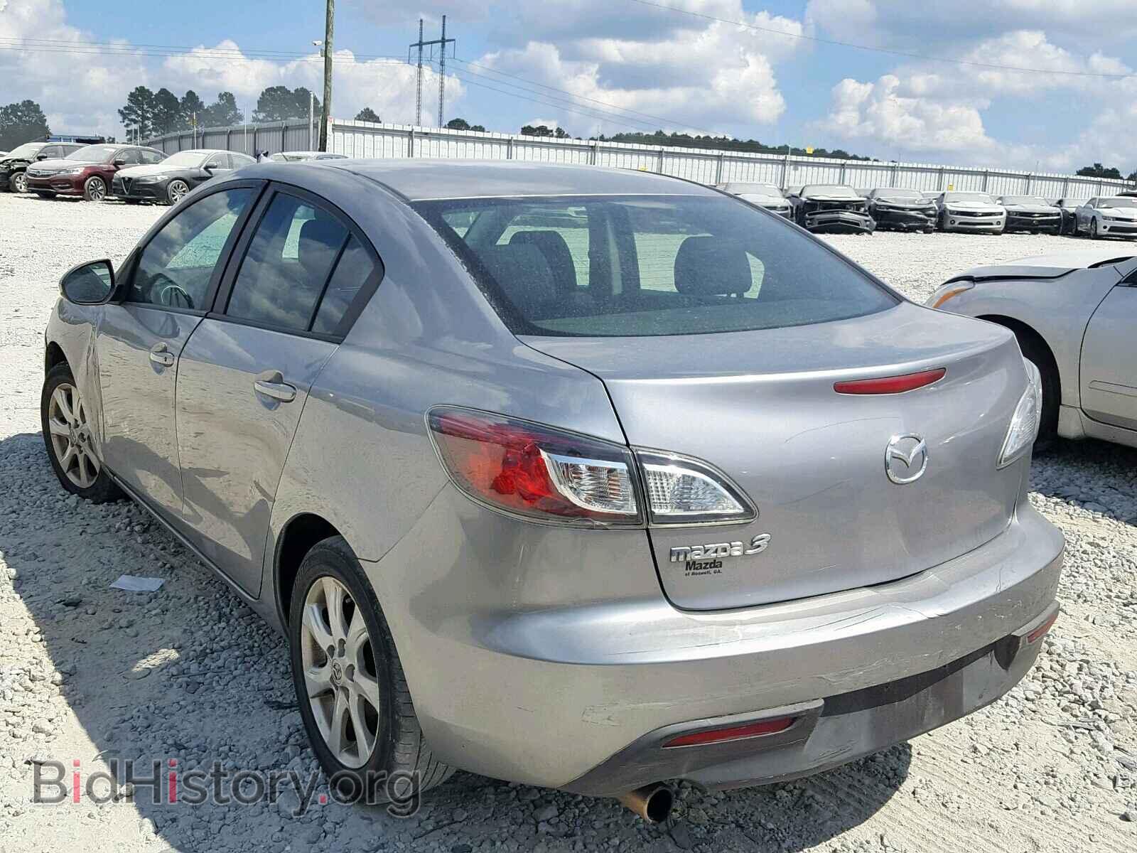 2011 MAZDA 3 - VIN: JM1BL1VF9B1469216 - Фото 3