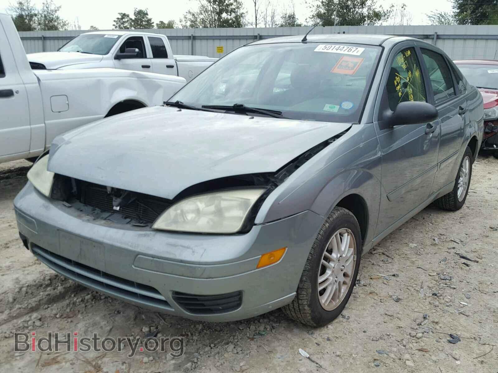2005 FORD FOCUS - VIN: 1FAFP34N35W160249 - Фото 2