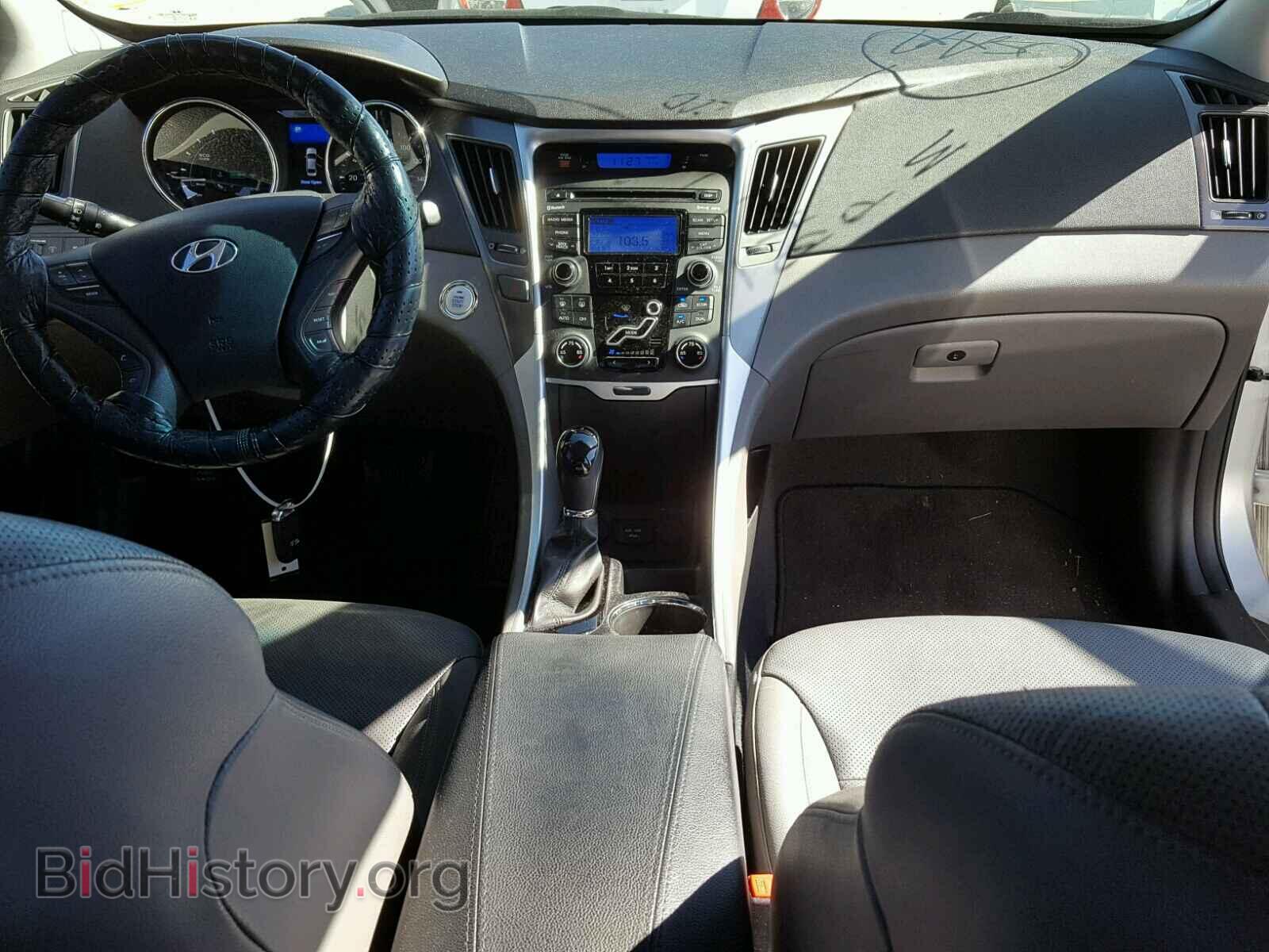 2012 HYUNDAI SONATA - VIN: KMHEC4A41CA044086 - Фото 9