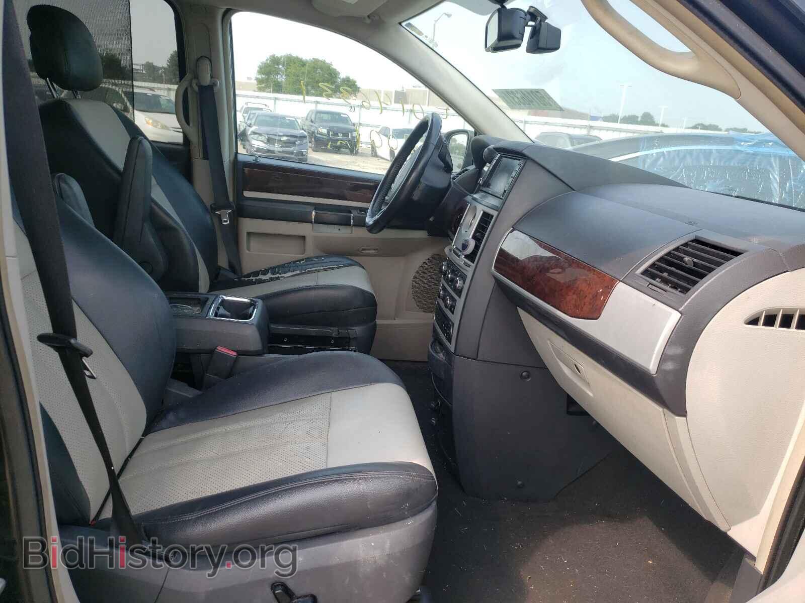 2010 CHRYSLER MINIVAN - VIN: 2A4RR8D14AR480883 - Photo 5