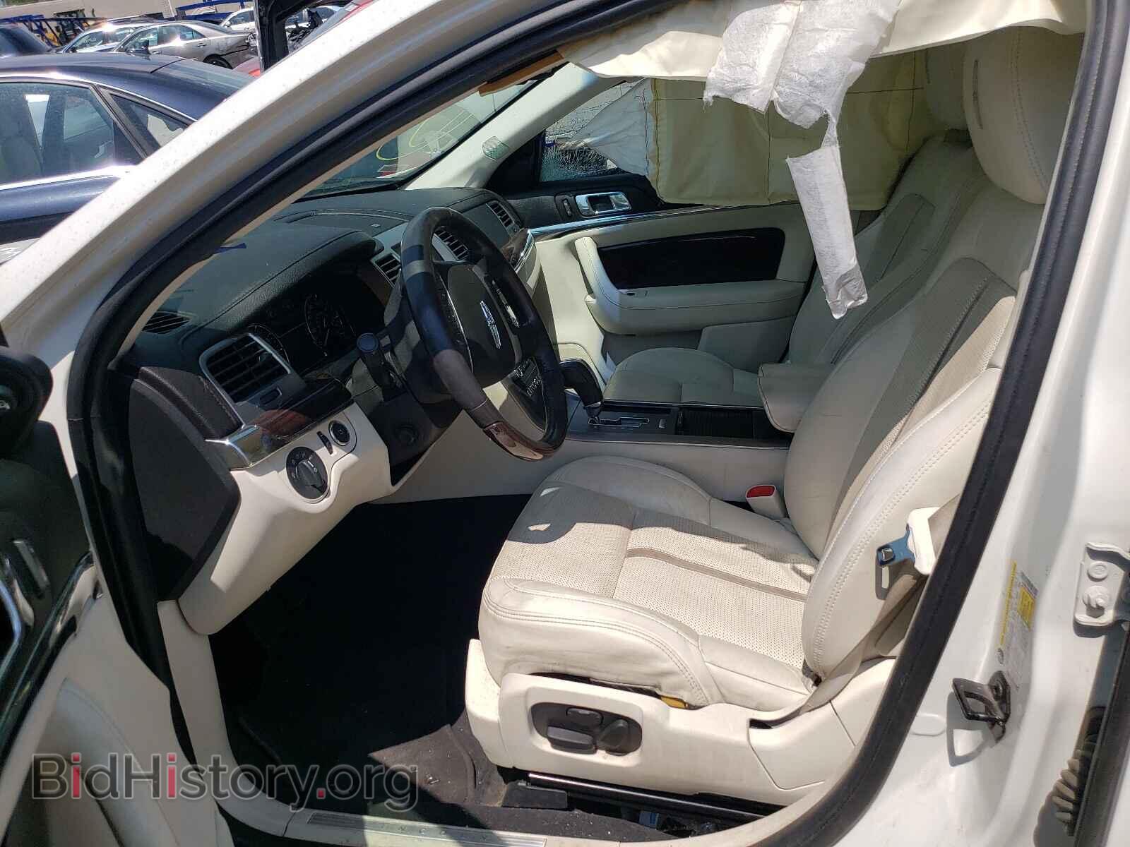 2009 LINCOLN MKS - VIN: 1LNHM94R89G631051 - Фото 5