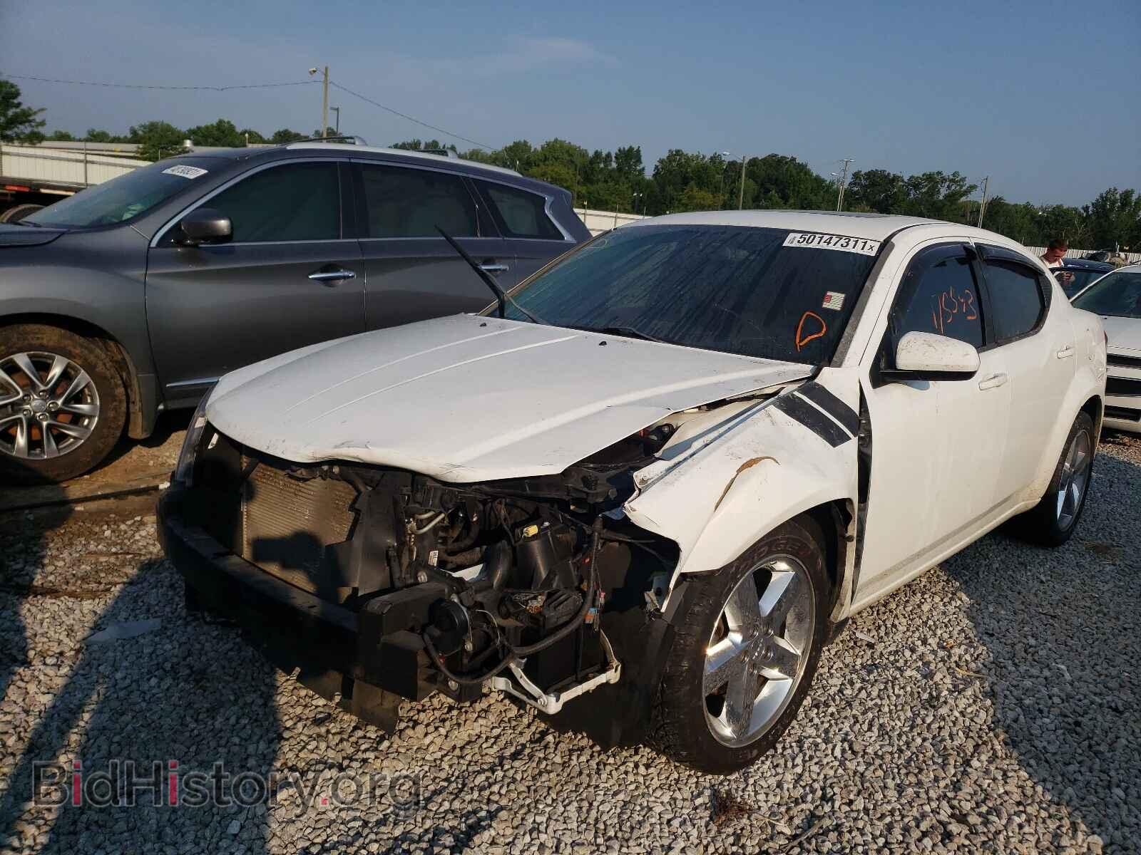 2011 DODGE AVENGER - VIN: 1B3BD2FG8BN591019 - Фото 2