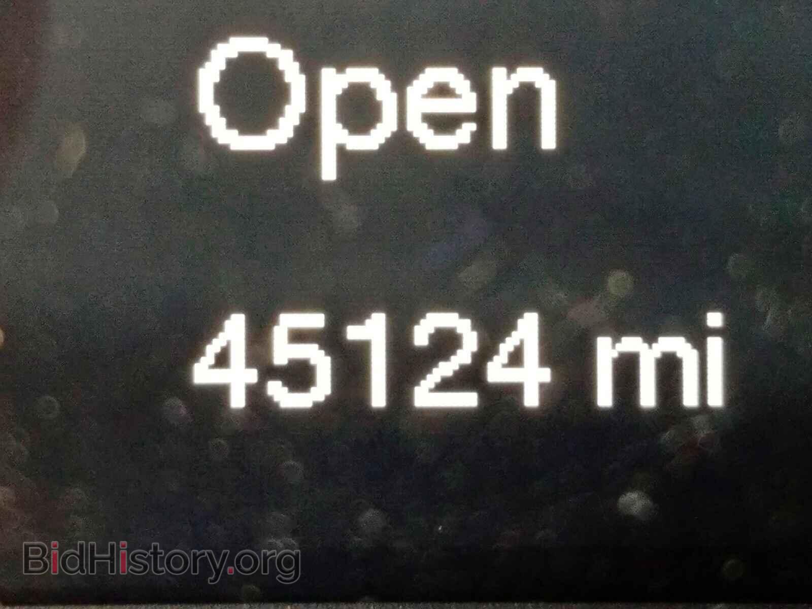 2016 CHRYSLER 200 - VIN: 1C3CCCAB5GN100022 - Photo 8