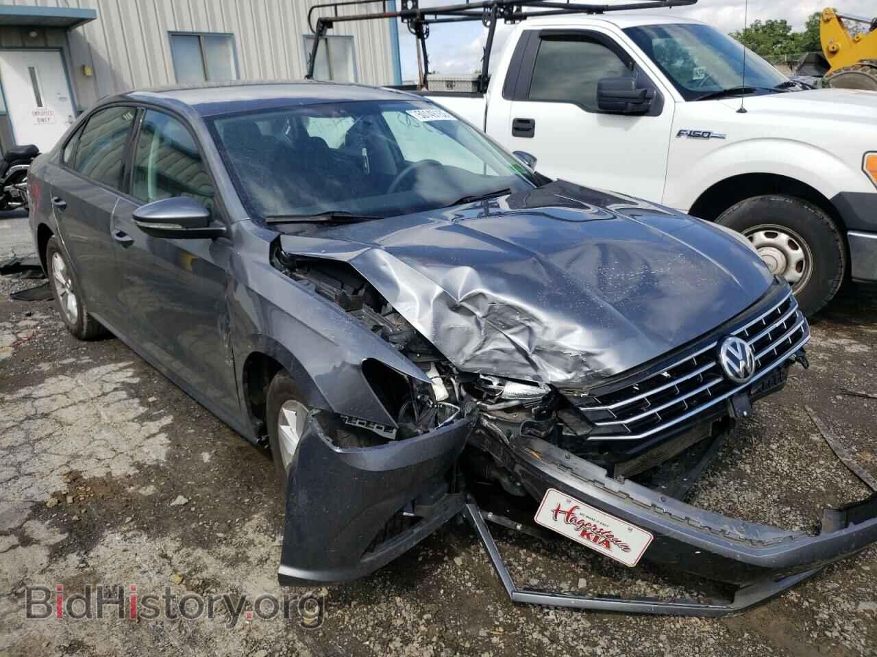 Photo 1VWAA7A33JC007623 - VOLKSWAGEN PASSAT 2018