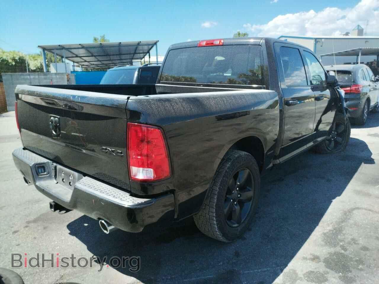 2017 RAM 1500 - VIN: 3C6RR7KT8HG681536 - Photo 4