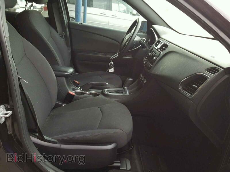 2012 Chrysler 200 (VIN 1C3CCBAB6CN223168) — photo 5 of 10