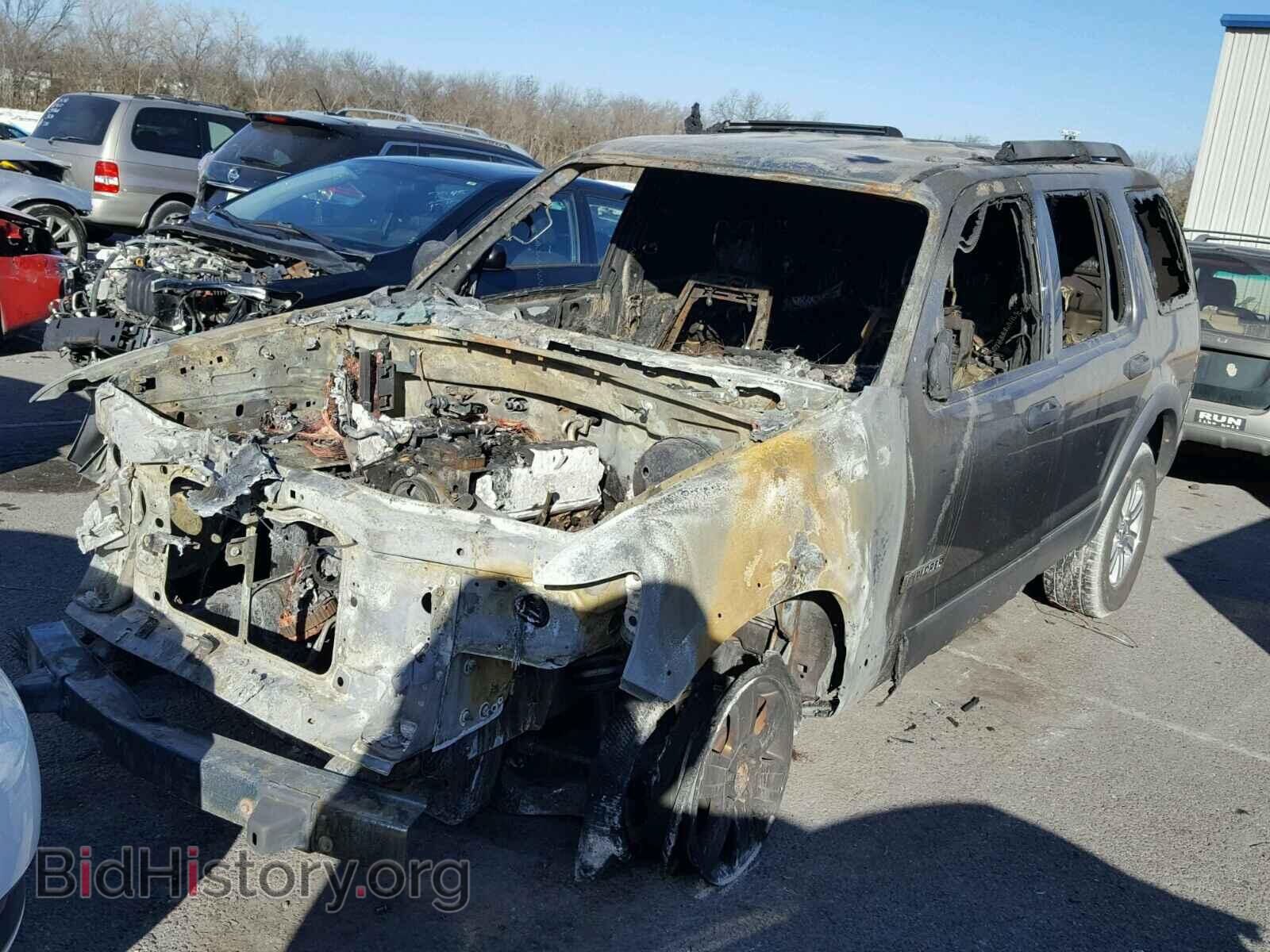 2006 FORD EXPLORER - VIN: 1FMEU63E56ZA10012 - Фото 2