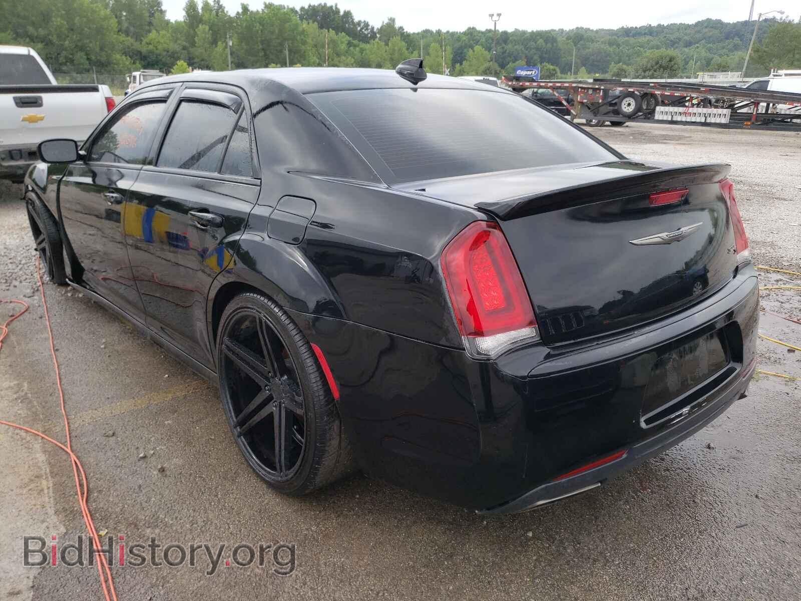 2017 CHRYSLER 300 - VIN: 2C3CCABG4HH667671 - Фото 3