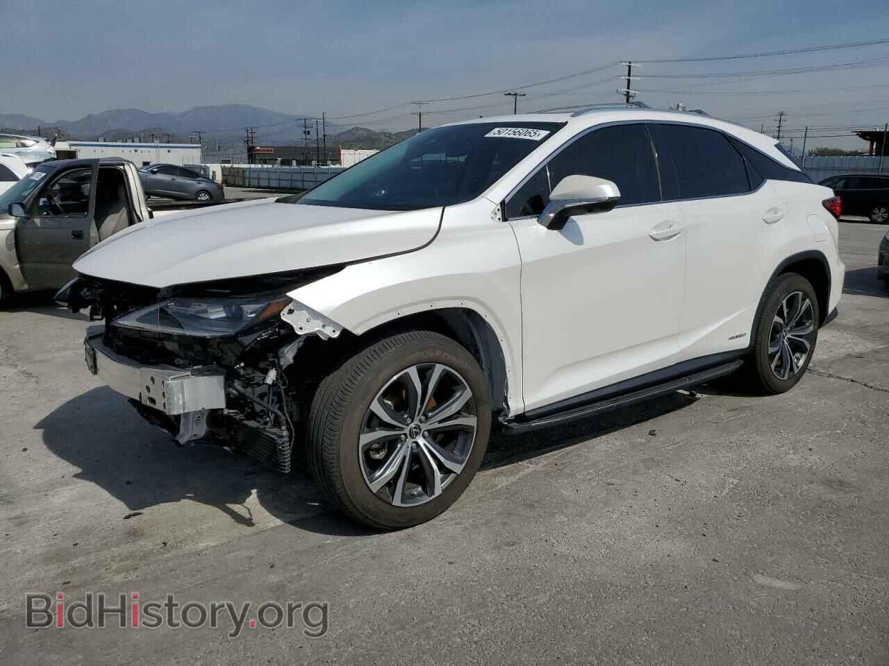 Photo 2T2HGMDAXMC060562 - LEXUS RX450 2021