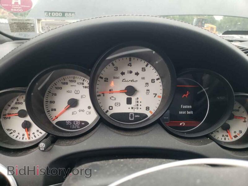 2011 Porsche CAYENNE (VIN WP1AC2A28BLA86181) — photo 8 of 10
