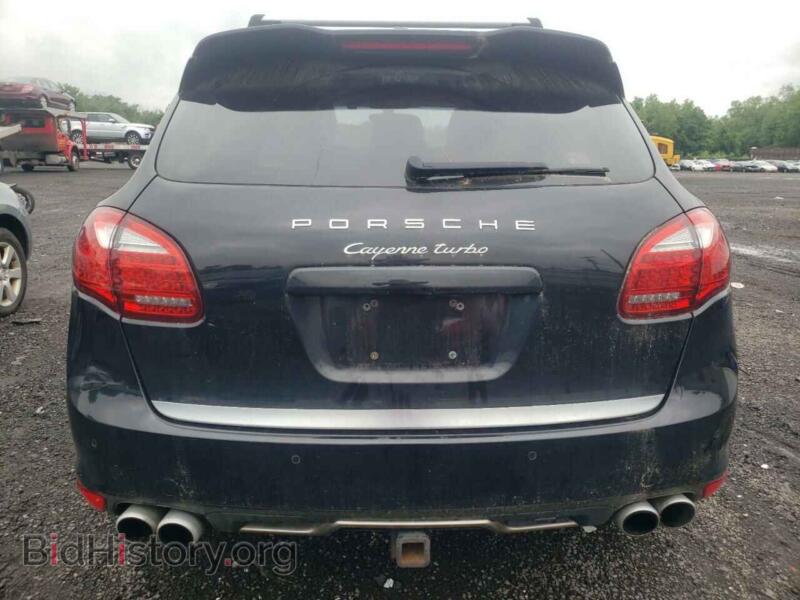 2011 Porsche CAYENNE (VIN WP1AC2A28BLA86181) — photo 9 of 10