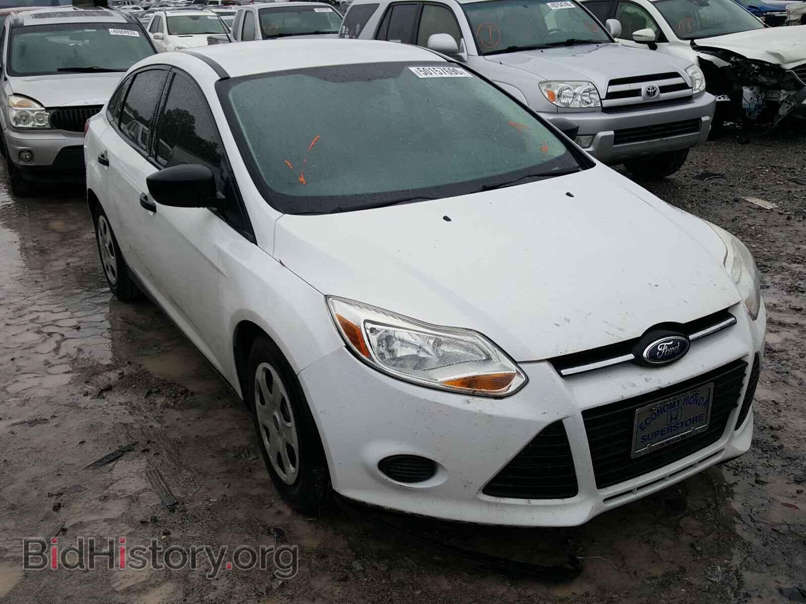 Photo 1FAHP3E24CL399255 - FORD FOCUS 2012