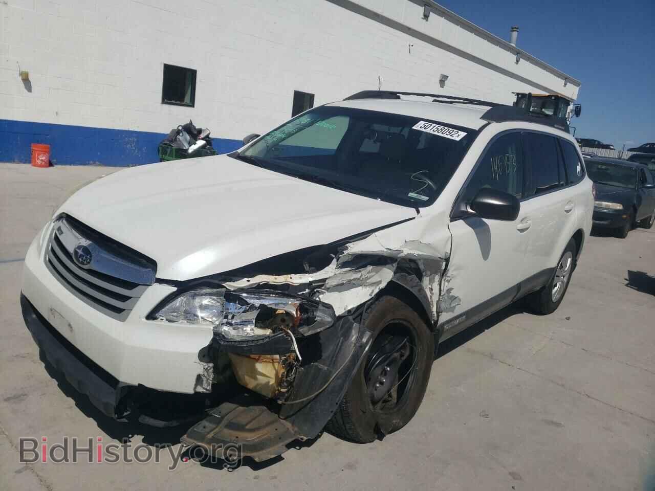 2011 SUBARU OUTBACK - VIN: 4S4BRBAC4B3388852 - Photo 2