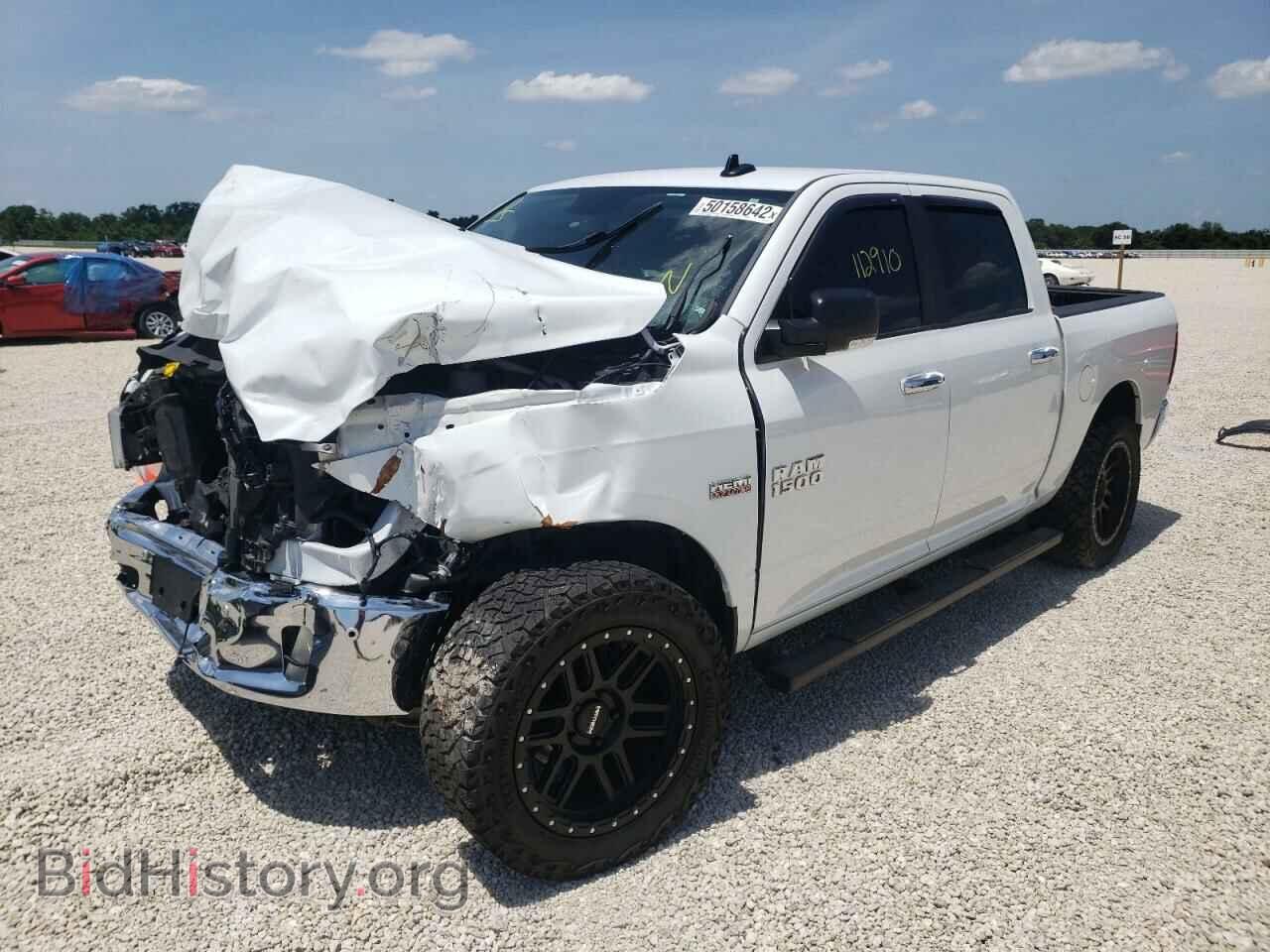 2016 RAM 1500 - VIN: 3C6RR7LT3GG384011 - Фото 2