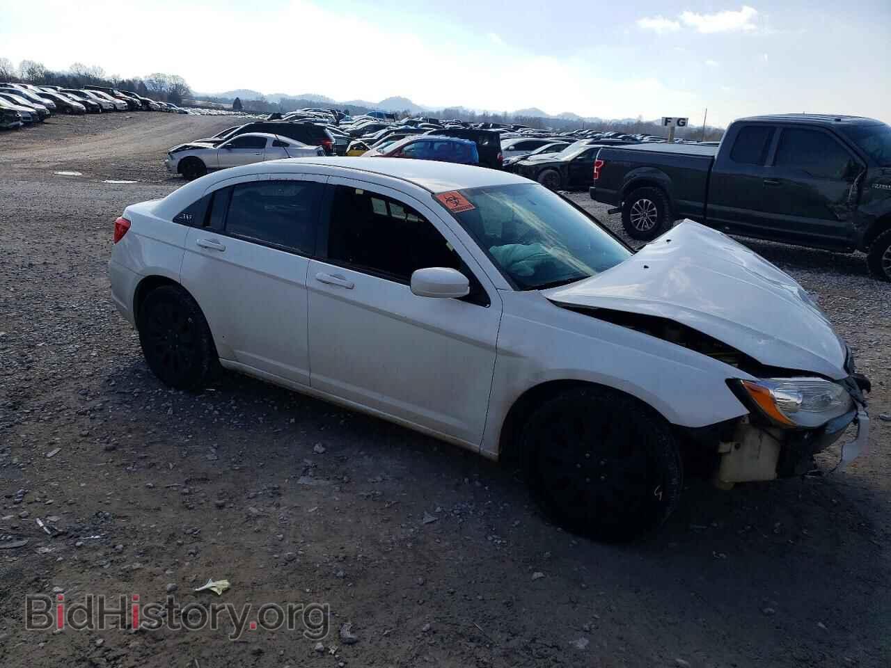 2013 CHRYSLER 200 - VIN: 1C3CCBAG1DN743176 - Фото 4
