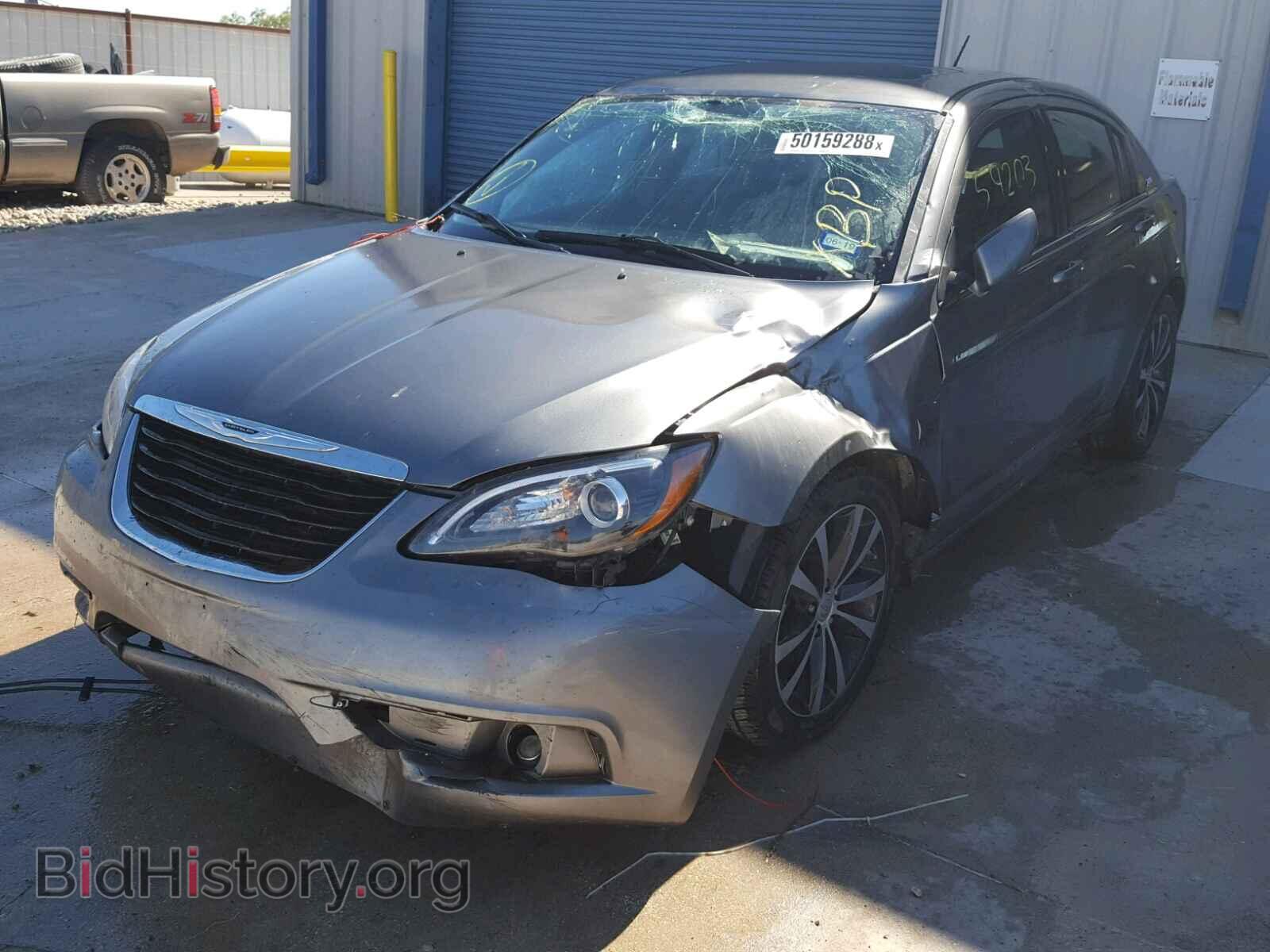 2013 CHRYSLER 200 - VIN: 1C3CCBCG9DN727126 - Фото 2