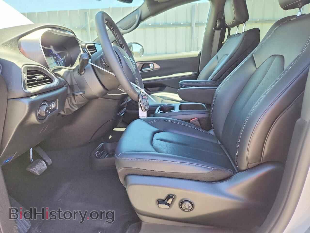 2026 CHRYSLER PACIFICA - VIN: 2C4RC1BG6TR196941 - Photo 7