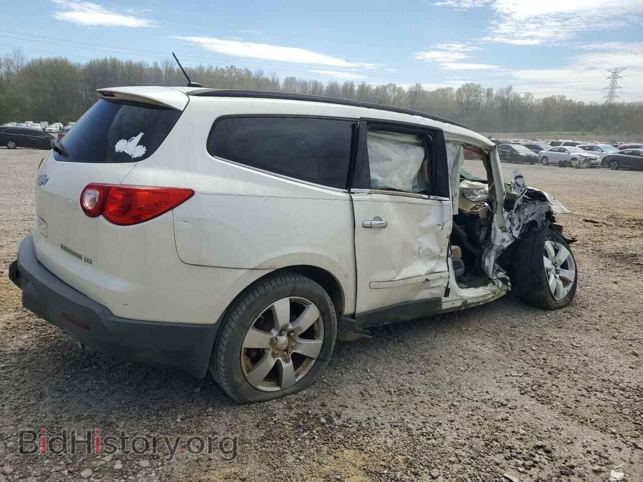 2012 CHEVROLET TRAVERSE - VIN: 1GNKVLED3CJ199638 - Фото 3