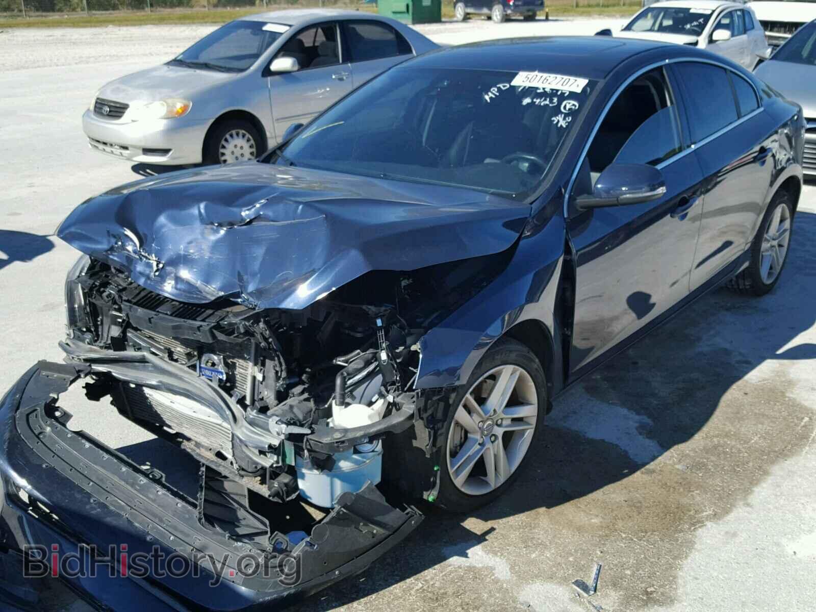 2014 VOLVO S60 - VIN: YV1612FS4E2283777 - Фото 2