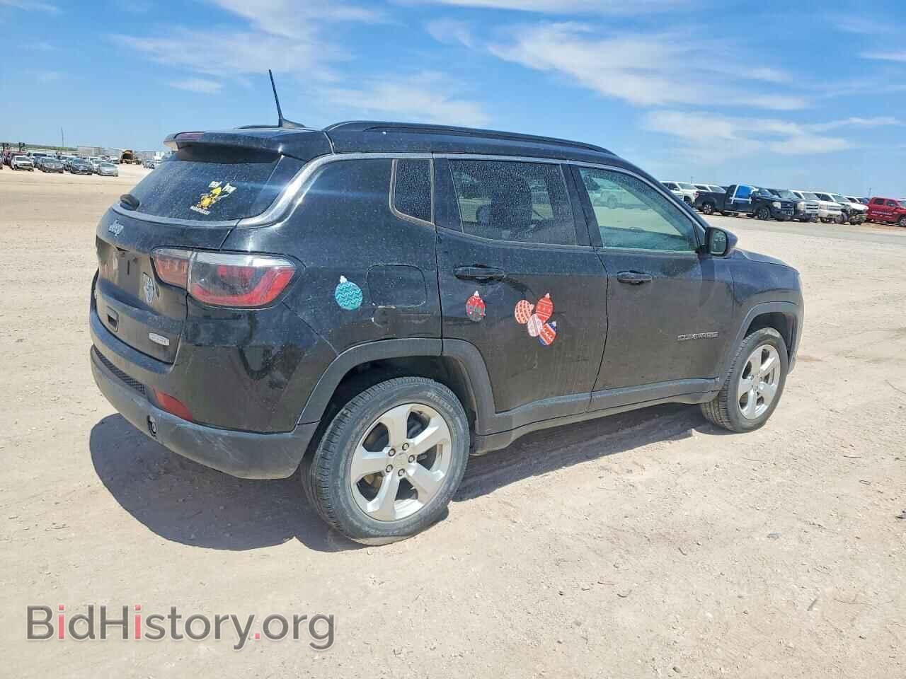 2018 JEEP COMPASS - VIN: 3C4NJDBB9JT192063 - Фото 3