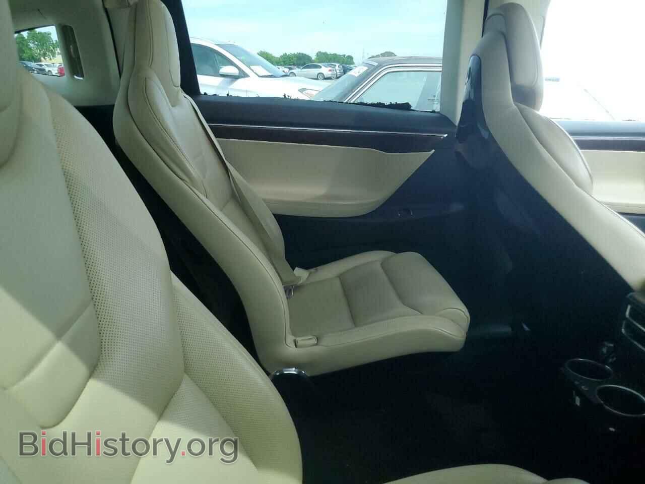 2016 TESLA MODEL X - VIN: 5YJXCBE29GF002093 - Photo 10