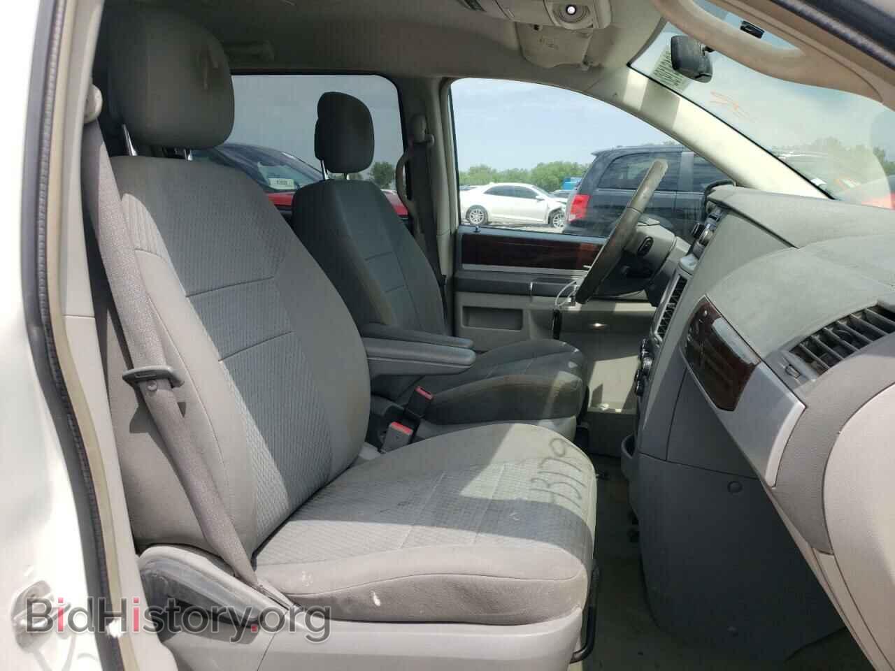2010 CHRYSLER MINIVAN - VIN: 2A4RR5D19AR431791 - Фото 5