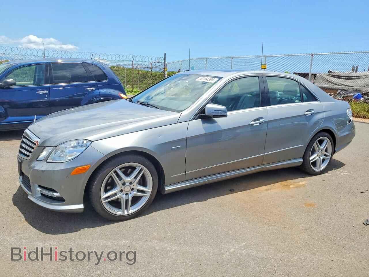 Photo WDDHF8JB8CA642356 - MERCEDES-BENZ E-CLASS 2012