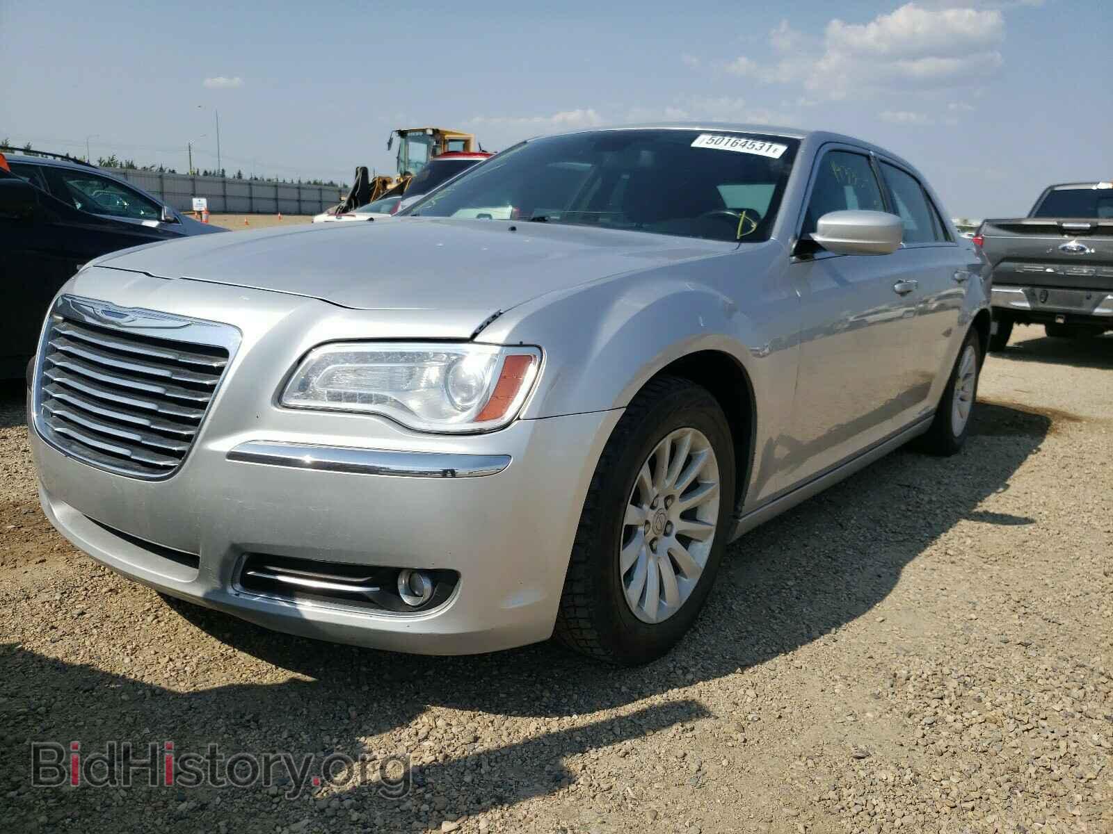 2012 CHRYSLER 300 - VIN: 2C3CCAAG7CH110425 - Photo 2